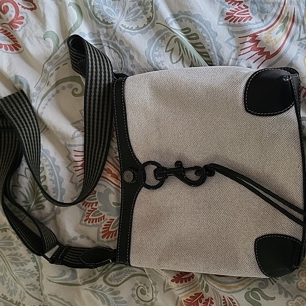 Rebecca minkoff crossbody bag